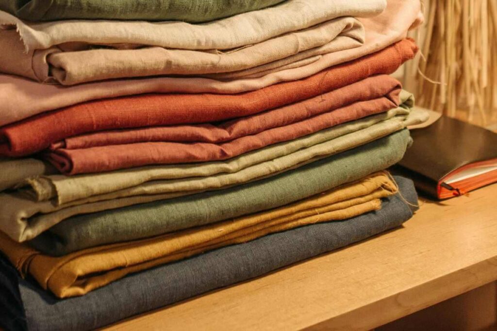 What is Plain Weave