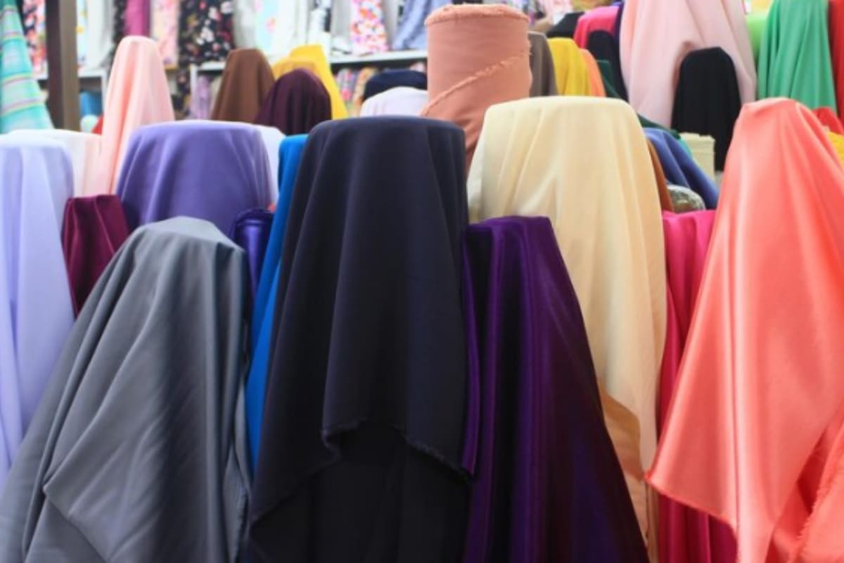 Fabric Shop in Noida